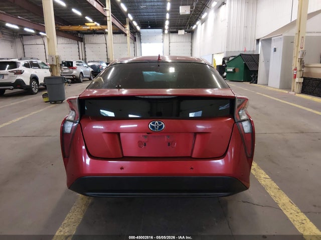 Toyota Prius Two 2018 JTDKBRFU4J3583013 Image 16