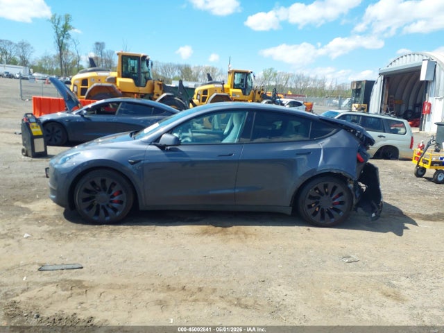 Продаж на аукціоні авто 2023 Tesla Model Y Performance Dual Motor All-wheel Drive, vin: 7SAYGDEF6PF938974, номер лоту: 45002841