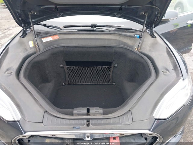 45002872 :رقم المزاد ، 5YJSA1S15EFP53663 vin ، 2014 Tesla Model S مزاد بيع