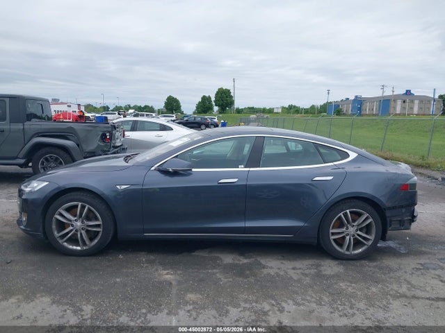 45002872 :رقم المزاد ، 5YJSA1S15EFP53663 vin ، 2014 Tesla Model S مزاد بيع