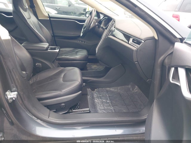 45002872 :رقم المزاد ، 5YJSA1S15EFP53663 vin ، 2014 Tesla Model S مزاد بيع