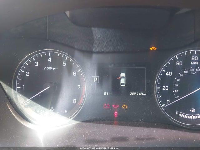 45002912 :رقم المزاد ، KMHGN4JE0FU027973 vin ، 2015 Hyundai Genesis 3.8 مزاد بيع