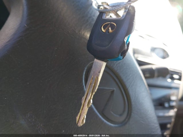 Продажа на аукционе авто 2000 Infiniti I30 Luxury/touring, vin: JNKCA31AXYT113272, номер лота: 45002914