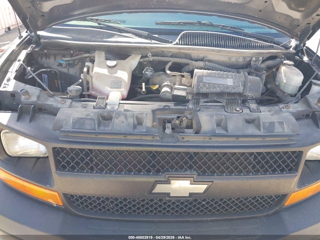 1GCWGAFG6H1100805 Chevrolet Express 2500 Work Van