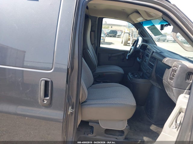 1GCWGAFG6H1100805 Chevrolet Express 2500 Work Van