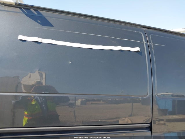 1GCWGAFG6H1100805 Chevrolet Express 2500 Work Van