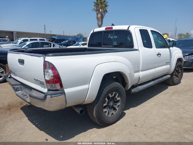 5TFTX4GN3FX050652 Toyota Tacoma Prerunner