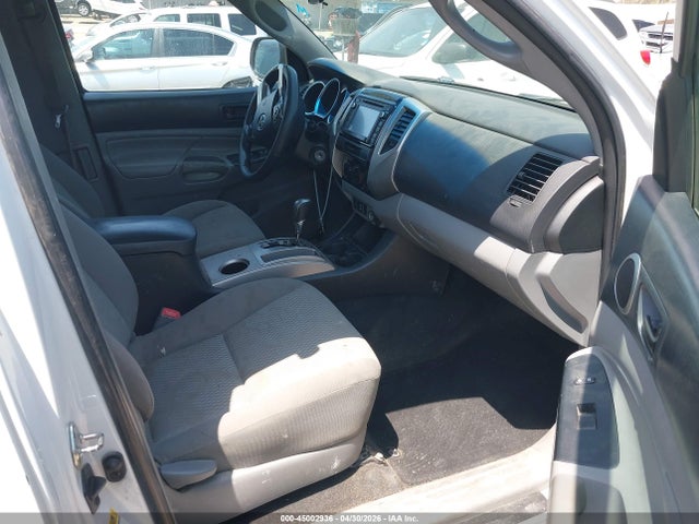 5TFTX4GN3FX050652 Toyota Tacoma Prerunner