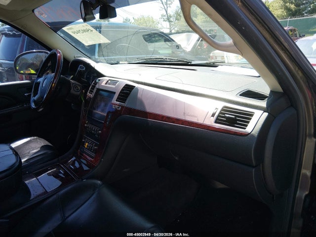Aukcja sprzedaży 2011 Cadillac Escalade Luxury, vin: 1GYS4BEF0BR252331, numer aukcji: 45002949