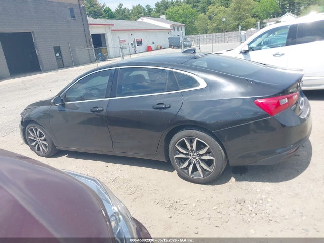 1G1ZE5ST3HF263596 Chevrolet MALIBU 1LT