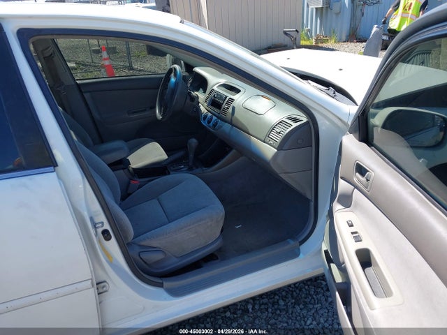 Продажа на аукционе авто 2002 Toyota Camry Le V6, vin: 4T1BF30K02U015678, номер лота: 45003002