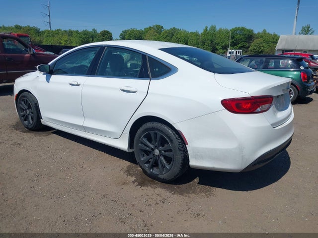 45003029 :رقم المزاد ، 1C3CCCABXFN576510 vin ، 2015 Chrysler 200 Limited مزاد بيع