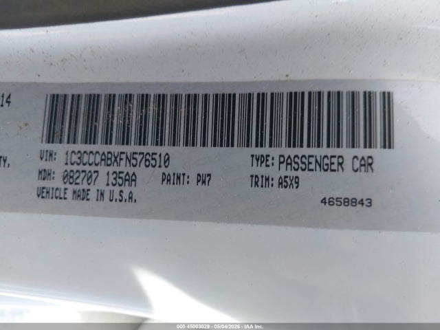 45003029 :رقم المزاد ، 1C3CCCABXFN576510 vin ، 2015 Chrysler 200 Limited مزاد بيع
