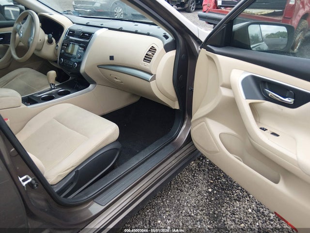 45003044 :رقم المزاد ، 1N4AL3AP0FC136554 vin ، 2015 Nissan Altima 2.5 S مزاد بيع