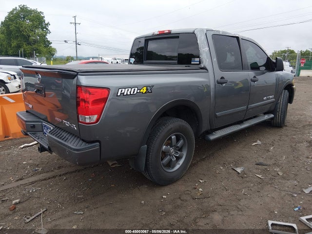 2015 Nissan Titan Pro-4x მანქანა იყიდება აუქციონზე, vin: 1N6BA0EC6FN512881, აუქციონის ნომერი: 45003067