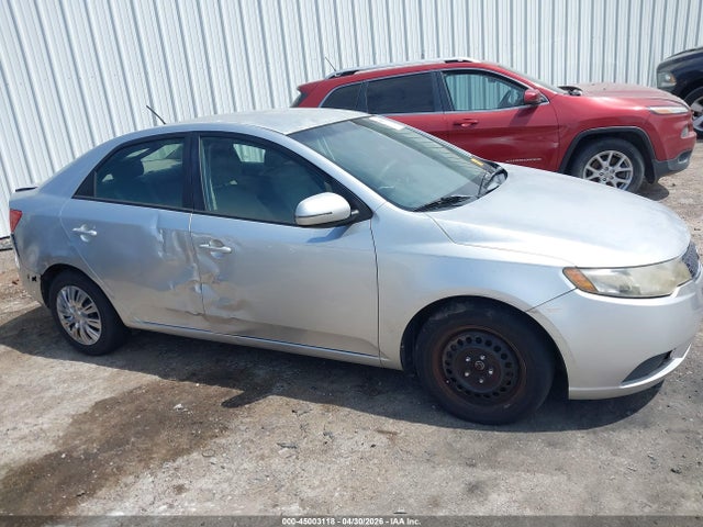 Продажа на аукционе авто 2013 Kia Forte Ex, vin: KNAFU4A24D5728559, номер лота: 45003118