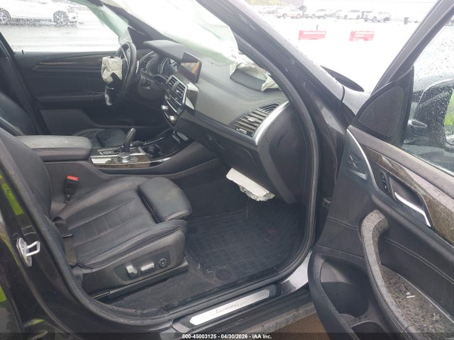 45003125 :رقم المزاد ، 5UXTR9C51JLD62824 vin ، 2018 Bmw X3 Xdrive30i مزاد بيع