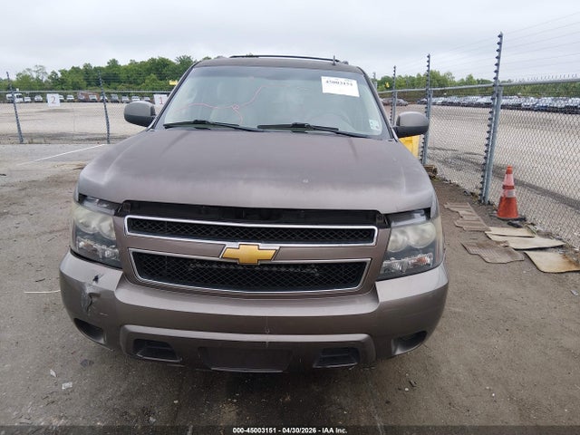 Продаж на аукціоні авто 2013 Chevrolet Suburban 1500 Ls, vin: 1GNSCHE06DR156589, номер лоту: 45003151