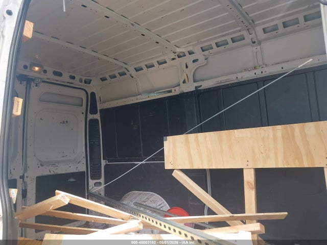 45003162 :رقم المزاد ، 3C6TRVCG8JE138815 vin ، 2018 Ram Promaster 2500 High Roof 136 Wb مزاد بيع