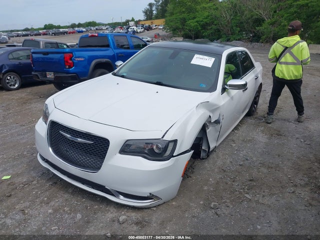 2016 Chrysler 300 Limited მანქანა იყიდება აუქციონზე, vin: 2C3CCAAG1GH207934, აუქციონის ნომერი: 45003177