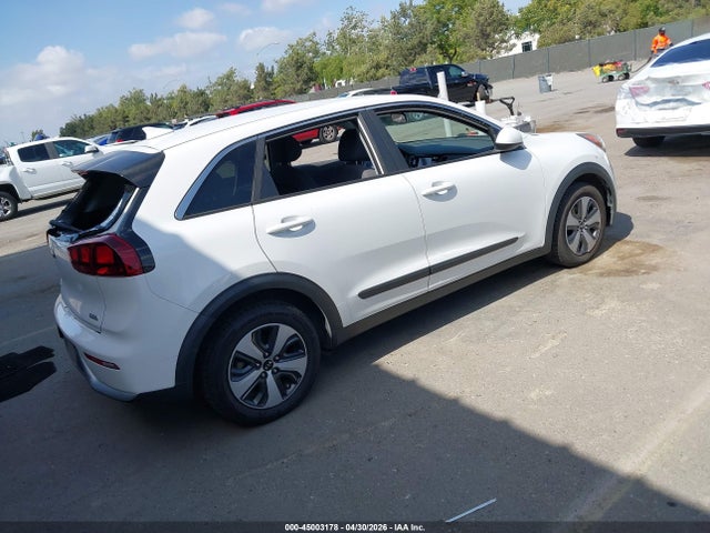 45003178 :رقم المزاد ، KNDCB3LC8H5078779 vin ، 2017 Kia Niro Fe مزاد بيع