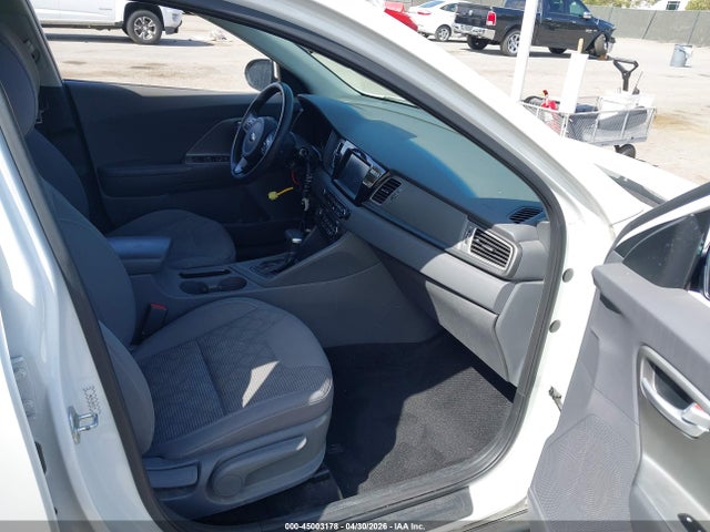 45003178 :رقم المزاد ، KNDCB3LC8H5078779 vin ، 2017 Kia Niro Fe مزاد بيع