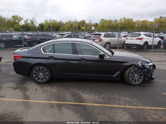 45003206 :رقم المزاد ، WBAJA7C57KWW19662 vin ، 2019 Bmw 530i Xdrive مزاد بيع