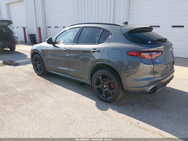45003207 :رقم المزاد ، ZASPAKBN6N7D45930 vin ، 2022 Alfa Romeo Stelvio Veloce Ti Awd مزاد بيع