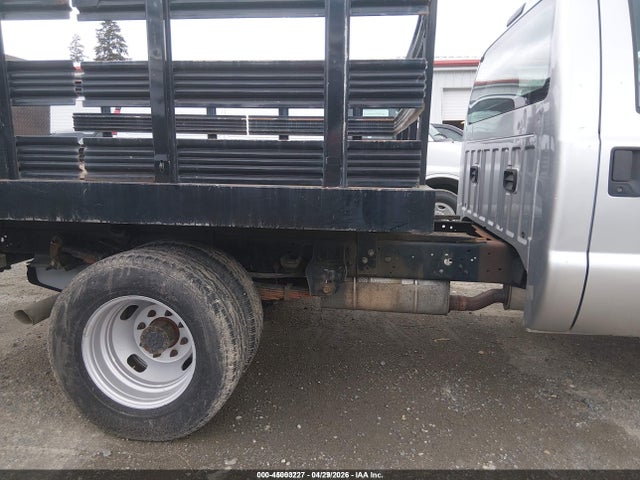 Ford F-350 Chassis Xl 2015 1FDRF3G63FED45483 Image 8