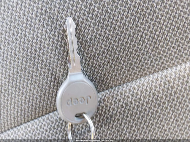 45003235 :رقم المزاد ، 1J4GW48N7YC150776 vin ، 2000 Jeep Grand Cherokee Laredo مزاد بيع