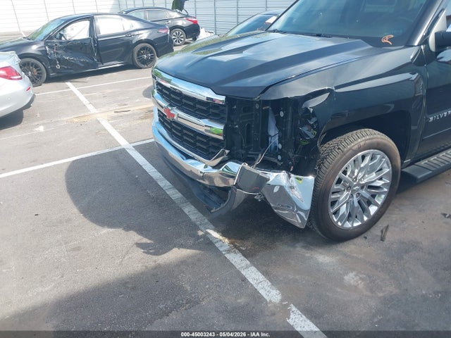 45003243 :رقم المزاد ، 3GCPCREC4JG257057 vin ، 2018 Chevrolet Silverado 1500 1lt مزاد بيع