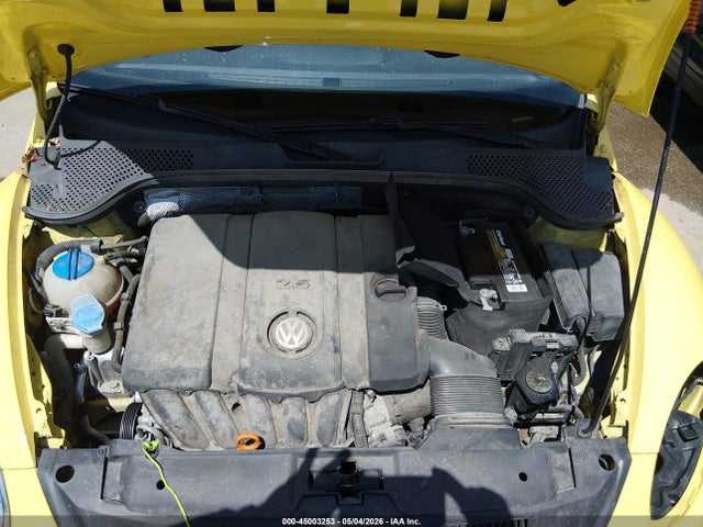 45003253 :رقم المزاد ، 3VW5P7AT8DM829403 vin ، 2013 Volkswagen Beetle 2.5l مزاد بيع
