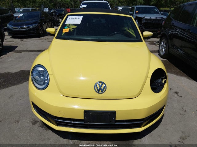 45003253 :رقم المزاد ، 3VW5P7AT8DM829403 vin ، 2013 Volkswagen Beetle 2.5l مزاد بيع
