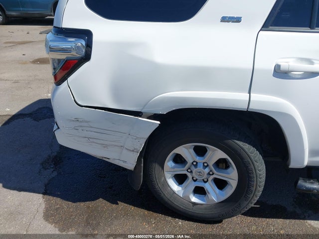 Toyota 4RUNNER SR5 2019 JTEZU5JR1K5203664 Image 6