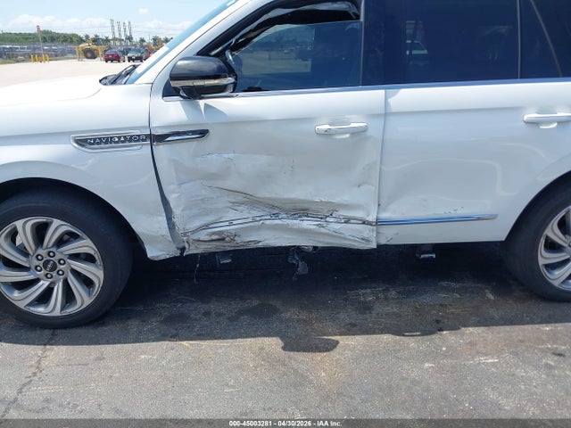 45003281 :رقم المزاد ، 5LMJJ2KG8PEL01726 vin ، 2023 Lincoln Navigator Reserve مزاد بيع