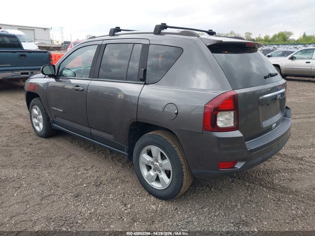 2016 Jeep Compass Latitude მანქანა იყიდება აუქციონზე, vin: 1C4NJCEA9GD744303, აუქციონის ნომერი: 45003296
