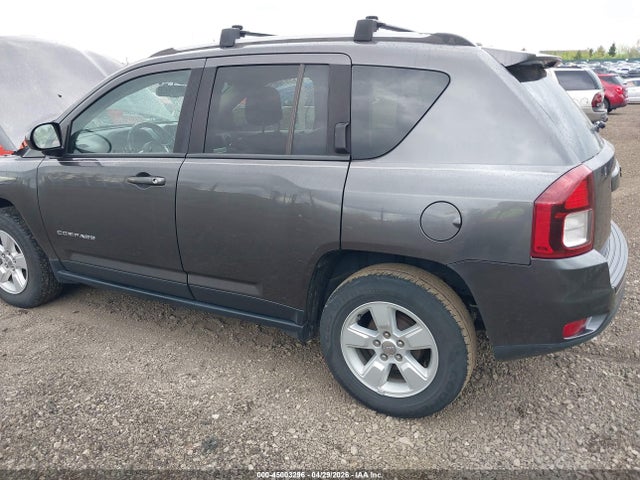 2016 Jeep Compass Latitude მანქანა იყიდება აუქციონზე, vin: 1C4NJCEA9GD744303, აუქციონის ნომერი: 45003296