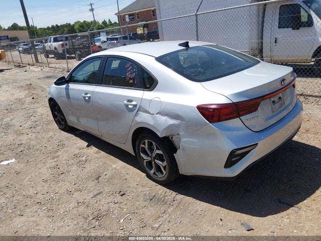 45003305 :رقم المزاد ، 3KPF24AD2ME329633 vin ، 2021 Kia Forte Lxs مزاد بيع