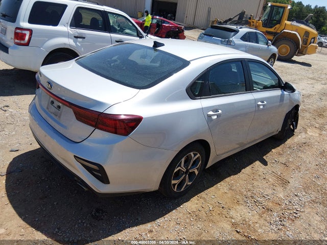 45003305 :رقم المزاد ، 3KPF24AD2ME329633 vin ، 2021 Kia Forte Lxs مزاد بيع