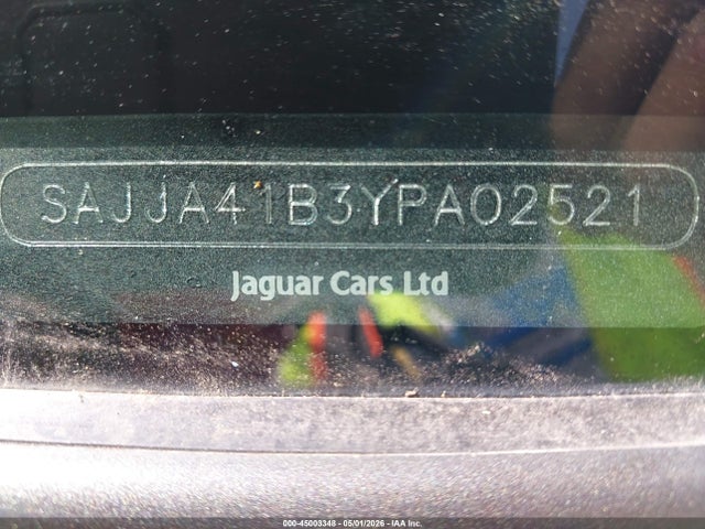 45003348 :رقم المزاد ، SAJJA41B3YPA02521 vin ، 2000 Jaguar Xk8 مزاد بيع