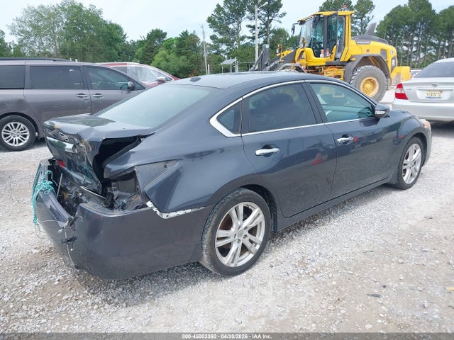 2013 Nissan Altima 3.5 Sl მანქანა იყიდება აუქციონზე, vin: 1N4BL3AP0DN497403, აუქციონის ნომერი: 45003360