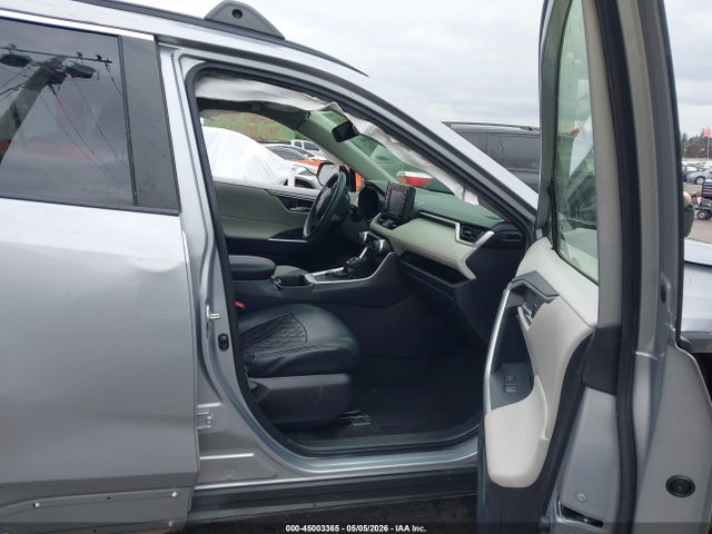 2022 Toyota Rav4 Hybrid Xle Premium მანქანა იყიდება აუქციონზე, vin: JTMB6RFV0ND055210, აუქციონის ნომერი: 45003365