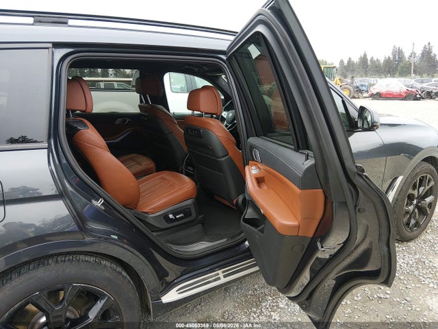 5UXCW2C0XN9K78585 BMW X7 Xdrive40i
