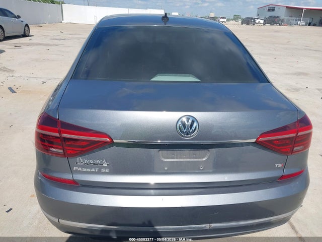 1VWBT7A39HC062599 Volkswagen Passat 1.8t Se