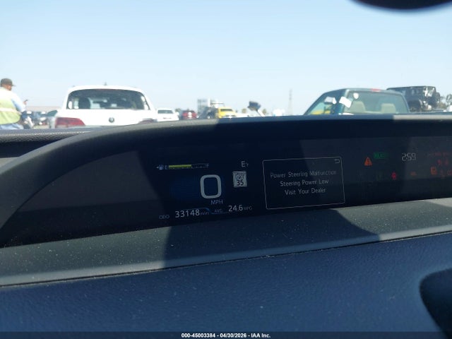 JTDKAMFU5N3190214 Toyota Prius L