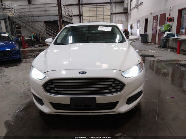 3FA6P0H74GR196158 Ford FUSION SE