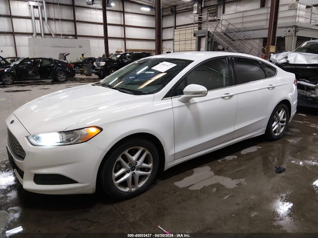 3FA6P0H74GR196158 Ford FUSION SE
