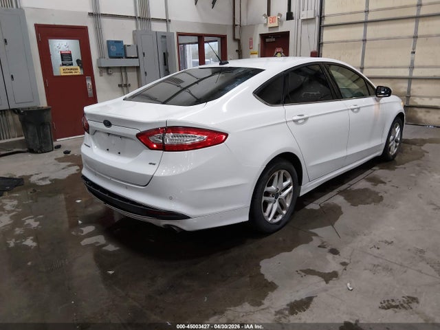 3FA6P0H74GR196158 Ford FUSION SE