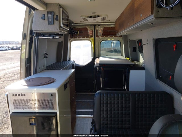 45003443 :رقم المزاد ، W1W4EBVY9MT069274 vin ، 2021 Mercedes-benz Sprinter 2500 Standard Roof V6 مزاد بيع