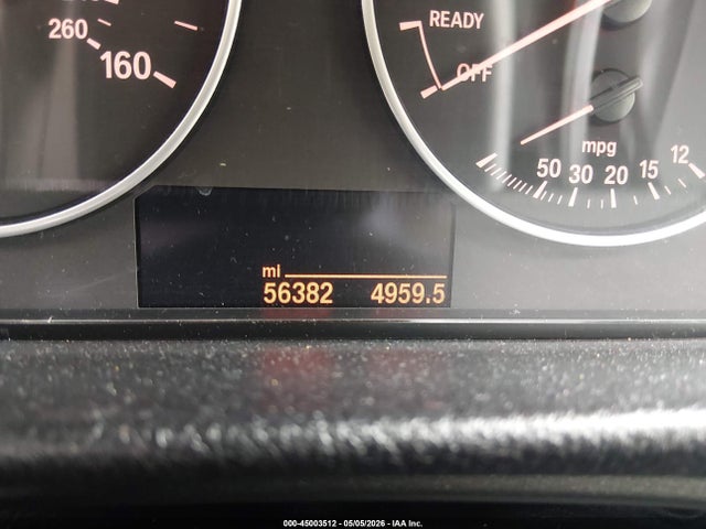 BMW 320i 2016 WBA8E1G50GNU10707 Image 7
